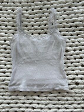 Hollister White Ribbed Lace-Trim Camisole
